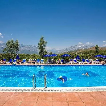 Aura 3* Göynük