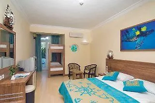 Otel Aura 3*