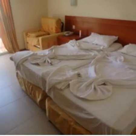 Aura Otel Göynük